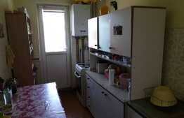 Apartament 3 camere, 65.5 mp, boxa, zona Big