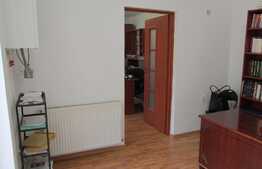 Spatiu birouri , zona Piata Muzeului cu loc de parcare!