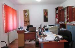 Spatiu birouri , zona Piata Muzeului cu loc de parcare!