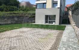 Duplex de vanzare, 150 mp utili, 270 mp teren, finalizat semifinisat, zona de case.