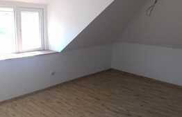 Vanzare casa individuala in EXCLUSIVITATE cu teren de 3217 mp in Feiurdeni