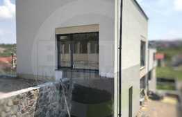 Duplex de vanzare, 150 mp utili, 130 mp teren, finalizat semifinisat, zona de case.