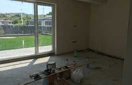 Duplex de vanzare, 150 mp utili, 130 mp teren, finalizat semifinisat, zona de case.