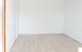 Apartament finisat cu 3 camere, 2 terasa, parcare, orientare SE