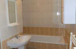 Apartament 1 camera, 42 mp, imobil nou, zona Hotel Golden Tulip. Disponibil din 15 Aprilie