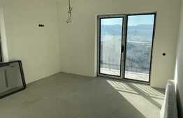 Duplex de vanzare, 215 utili, 340.5 teren, semifinisat, zona Dambu Rotund