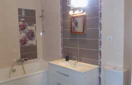 3 camere, 80 mp, parcare,  zona centrala