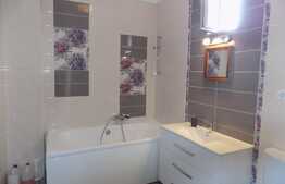 3 camere, 80 mp, parcare,  zona centrala