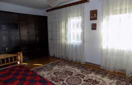 Apartament 4 camere decomandat, 120mp, garaj, zona Hotel Opal