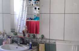 Casa individuala 7 camere,  280mp, teren 670 mp, zona linistita