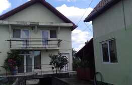 Casa individuala 7 camere,  280mp, teren 670 mp, zona linistita