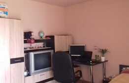 Casa individuala 7 camere,  280mp, teren 670 mp, zona linistita