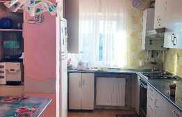 Apartament 4 camere, 78 mp, parcare, zona Profi