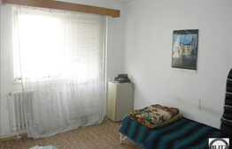 1 camera de vanzare la 3 minute de magazinul Profi