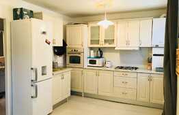 Apartament 2 camere, 48 mp, mobilat modern, zona strazii Horea