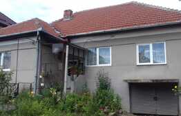 Casa de vanzare, 127 mp, teren aferent 1.440 mp, zona de case