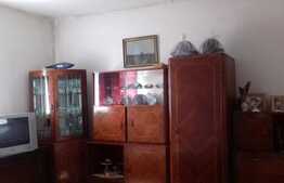 Casa de vanzare, 127 mp, teren aferent 1.440 mp, zona de case