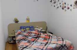 Apartament 3 camere, 60 mp, zona strazii Retezat