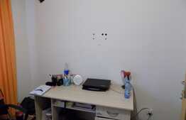 Apartament 3 camere, 60 mp, zona strazii Retezat