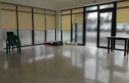 Spatiu comercial, 120 mp, cu expunere la strada, 4 locuri de parcare !