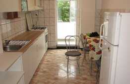 Apartament 3 camere, decomandat, 70 mp, zona Podului Calvaria