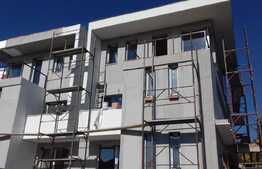 Casa cuplata de vanzare, 165 mp, teren 235 mp, zona de case, finalizare 2018!