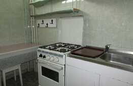 Garsoniera decomandata, 28 de mp, zona Complex Mercur