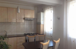 2 camere, 48 mp ,parcare subterana, zona Grand Hotel Italia