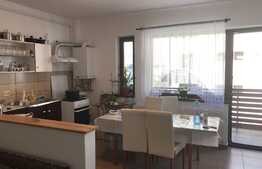 Apartament 3 camere, 62 mp, loc de parcare, zona strazii Sub Cetate!