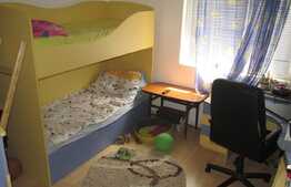 Apartament 4 camere, 75,75 mp, decomandat, boxa, zona Bulevardul 1 Decembrie 1918!