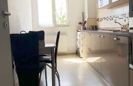Apartament cu 2 camere, decomandat, 65 mp, loc de parcare!