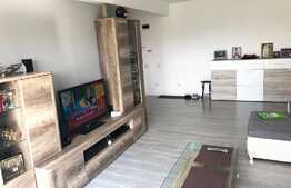 Apartament cu 2 camere, decomandat, 65 mp, loc de parcare!