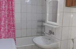 Apartament 2 camere, decomandat, 52 mp, zona strazii Brates