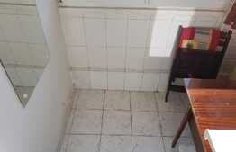 De vanzare garsoniera, 28 mp, balcon, etaj intermediar, zona Complex Mercur