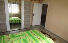 Apartament cu 3 camere, decomandat, 70 mp, zona Primaverii