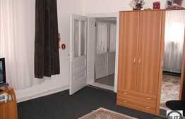 2 camere in Gruia! Imobil tip casa!