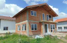 Casa individuala, 110 mp, teren 407 mp, zona Han Km 17