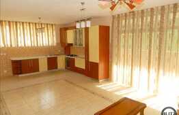 3 camere, 115 mp totul nou la 3 minute de Teatrul National!