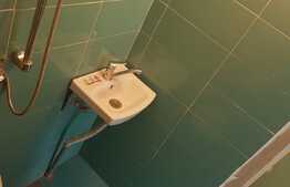 De vanzare garsoniera, 11 mp, zona Piata Hermes