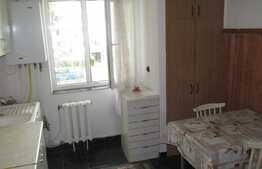 Apartament 3 camere, 65mp, decomandat, zona Nora!