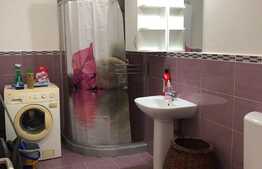 Garsoniera decomandata, 40 mp, parcare, zona strazii Florilor!