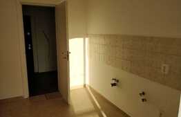 De vanzare apartament 1 camera, 38 mp, balcon, etaj intermediar, zona Expo Transilvania