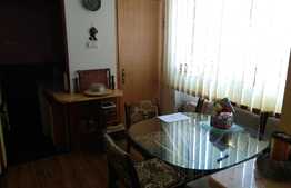 Apartament 3 camere, imobil tip vila, 95 mp, mobilat si utilat, zona strazii Horea