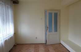 Casa individuala, 487 mp, zona excelenta! Curte cu 6 parcari