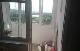 Apartament 3 camere, garaj, boxa, zona Profi Grigorescu