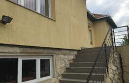 Imobil pentru clinica sau sediu firma in zona V Babes. 