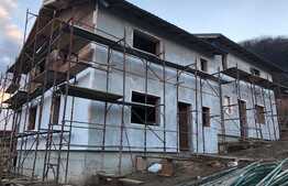 Duplex de vanzare 113 mp utili, 300 mp gradina ! C.F. disponibil ! Zona Tauti