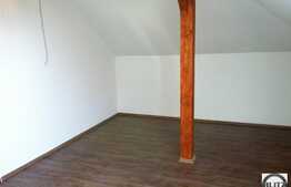 Apartament de vanzare cu 3 camere, 120 mp, priveliste frumoasa