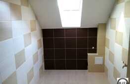 Apartament de vanzare cu 3 camere, 120 mp, priveliste frumoasa