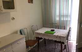 Apartament 4 camere, 100 mp, garaj, zona strazii Ponorului